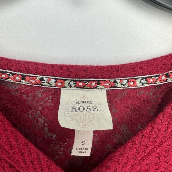 Women's Red Button-Up Lightweight Cartigan - Picture 3 of 7